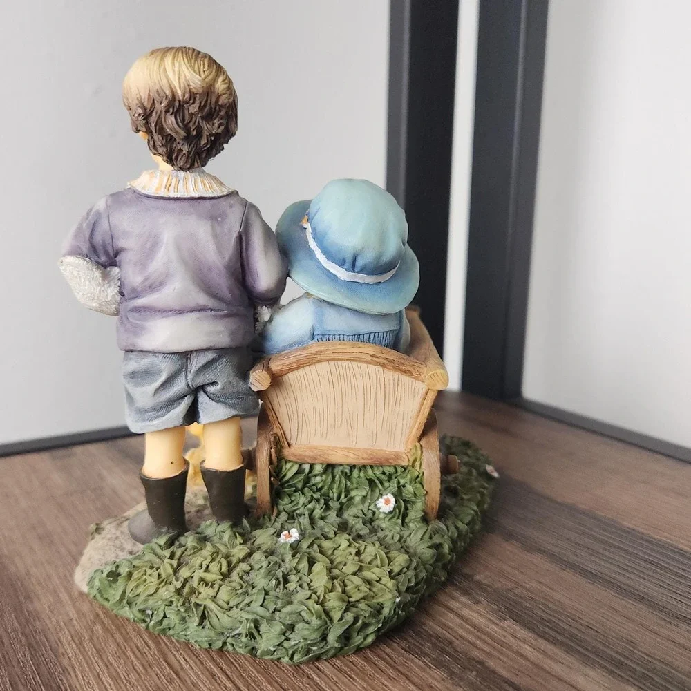 Leonardo Collection Carting Companions Christine Haworth Crisalis Figurine‎ VTG